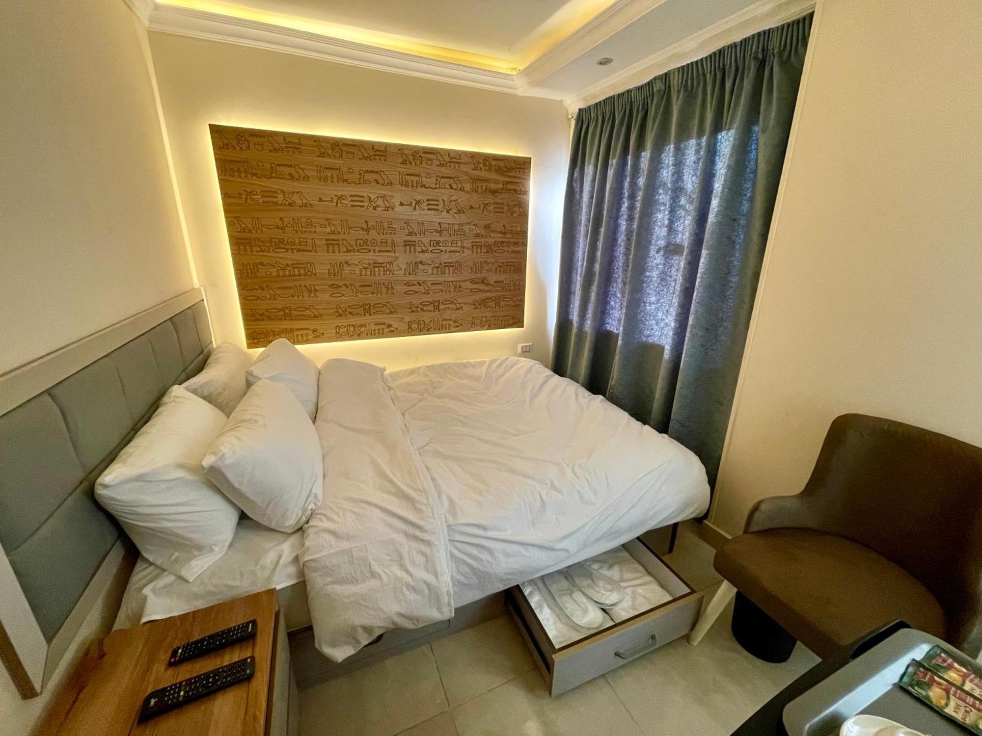 Pyramuse Inn Nazlat as Sammān Zewnętrze zdjęcie